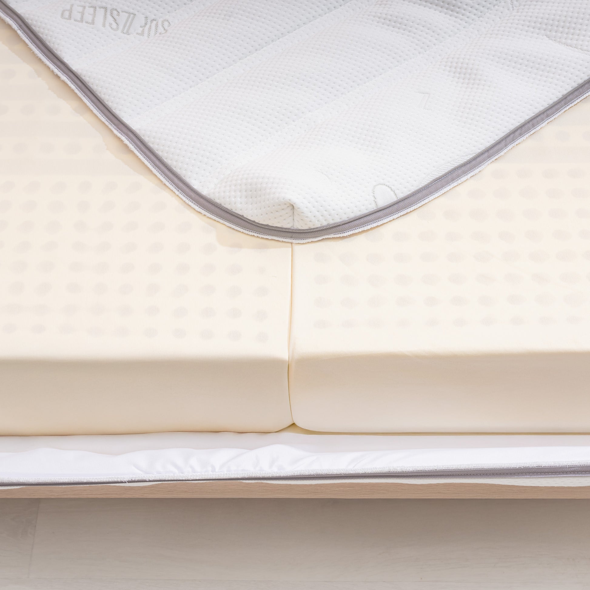 Sofzsleep Slick Full Latex Mattress - Queen