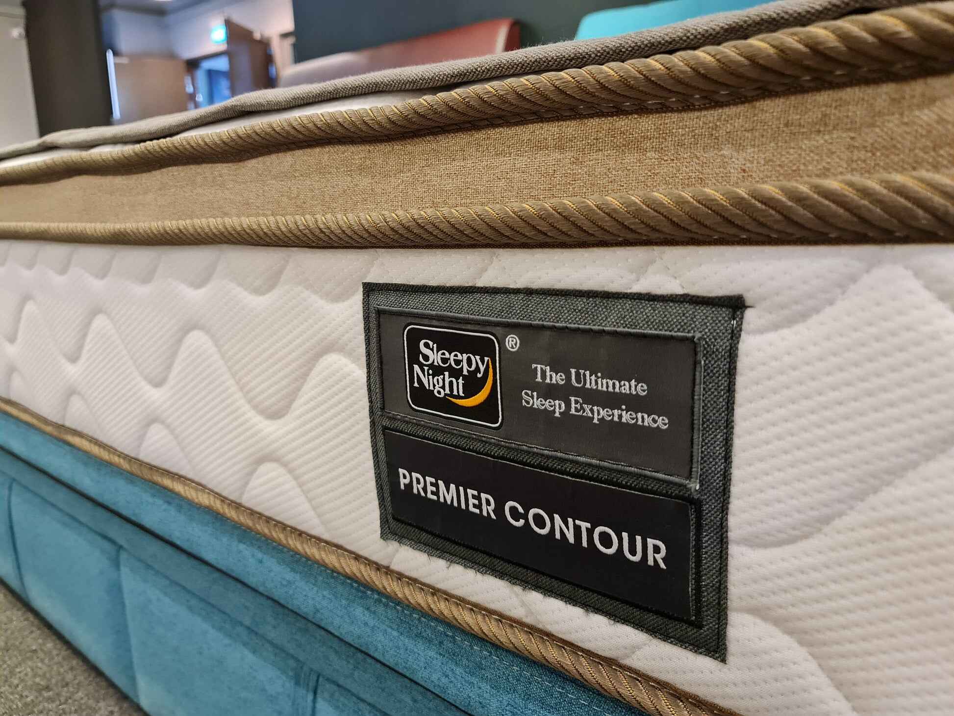 Sleepy Night Premier Contour Latex Mattress - Queen